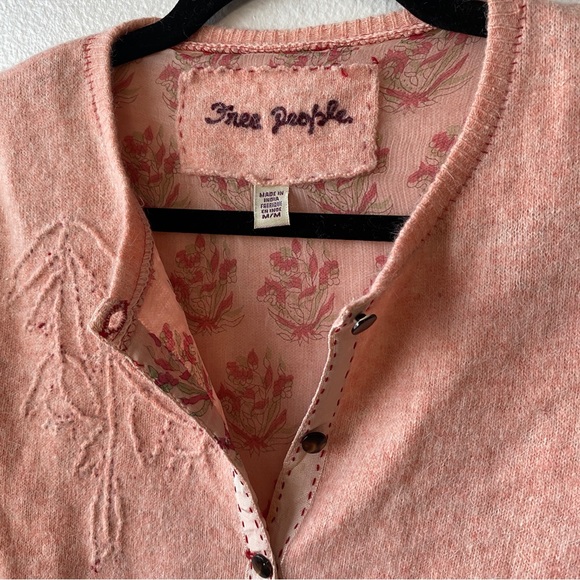 Free People Cashmere Wool Blend Cardigan Pink Sweater Women’s Medium - Picture 3 of 5